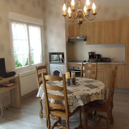 petite maison de vacance Grandcamp-Maisy Extérieur photo
